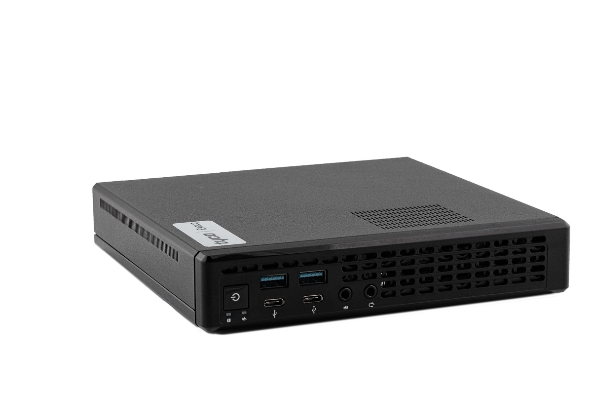 ExacqVision - C-01T-32SL - 1TB C-Series Pro Plus Live Monitoring Station Running Exacqvision Client Linux Supports 32 Full HD Streams