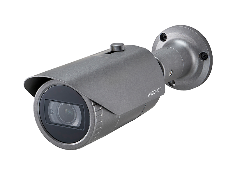 Hanwha - HCO-7070RA - Wisenet HD+ 4MP IR bullet camera, AHD or CVBS formats are available, manual vari-focal Lens (3.1X) (3.2-10mm), true D/N, 24VAC/12VDC, IR distance 98 feet, IP66/IK10.
