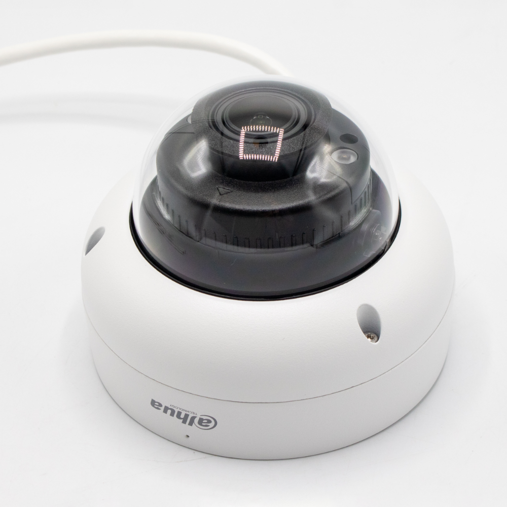Dahua - N43CM6Z - 4MP Enhanced Starlight 2.7-13.5mm Dome, IR, SMD+