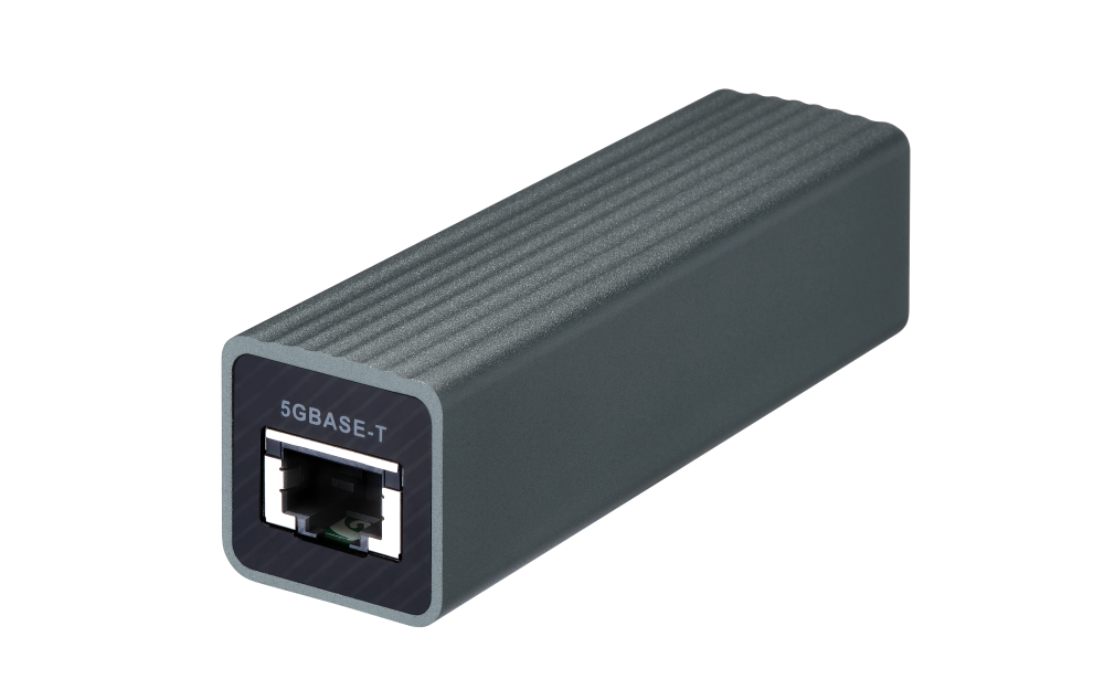 QNAP - QNA-UC5G1T - USB 3.0 to single port RJ45 5GbE/2.5GbE/1GbE/100MbE adapter, bus powered, USB type-c, 20cm USB-C to USB-A cable