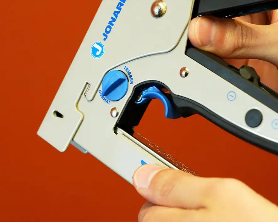 Jonard - STG-100 - TriggerTack Insulated Cable Stapler