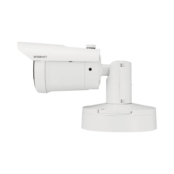 Hanwha - XNO-C7083R - Powered by WN7, Outdoor Network AI IR Bullet Camera, 4MP resolution @ 60FPS (WDR off)/30FPS (WDR on), 2.8~10mm(3.6x) (109.7°~30.4°) motorized varifocal lens, Triple codec (H.265/H.264/MJPEG), IR viewable length 40m (131.2ft), US